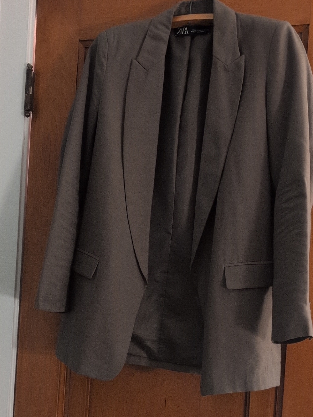 Zara Women’s Gray Open-Front Blazer